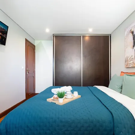 Host Wise - Charming Spacious Duplex House São Mamede de Infesta