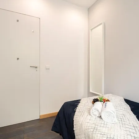 Host Wise - Charming Spacious Duplex House São Mamede de Infesta