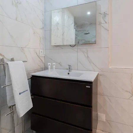 Holiday home Host Wise - Charming Spacious Duplex House *