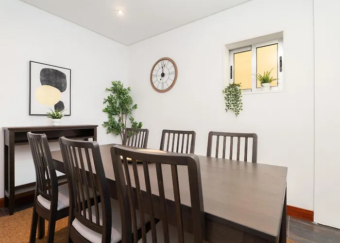 Holiday home Host Wise - Charming Spacious Duplex House